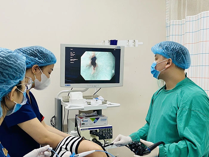 Chẩn đoán polyp trực tràng