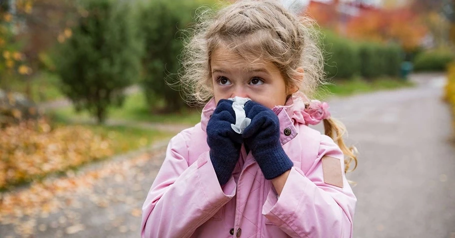 Cách phòng bệnh hô hấp cho trẻ khi giao mùa