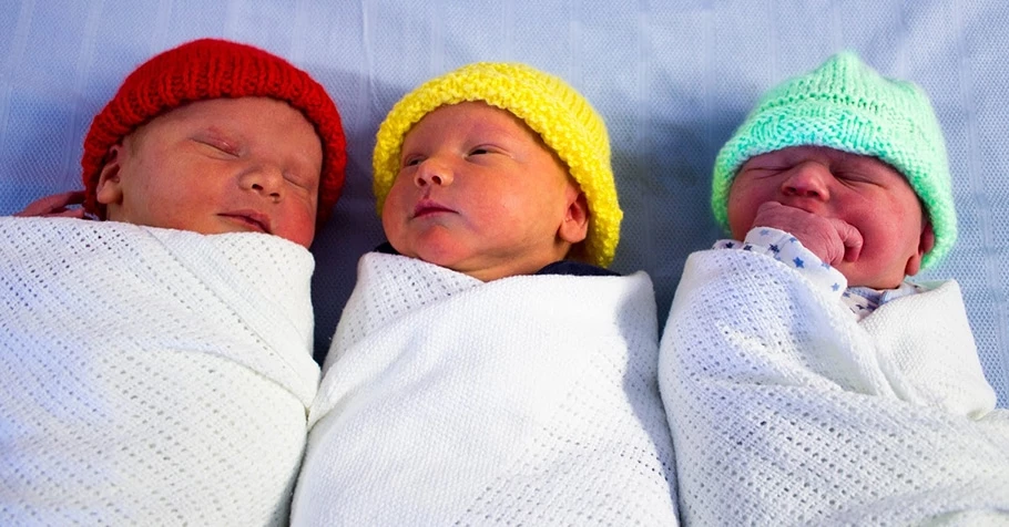 Có nên đội mũ che thóp cho trẻ sơ sinh không?
