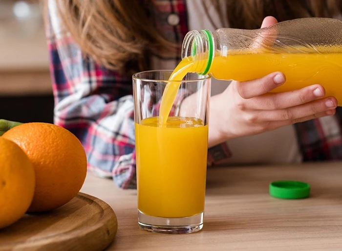 Không nên uống nước cam ngay sau khi uống thuốc