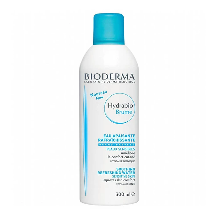 Bioderma Hydrabio Brume với vitamin B3, E, tinh chất từ hạt tạo và dầu hạt cải giúp cấp ẩm cho da tức thì.